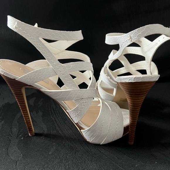 Guess Kasey Birdcage Ankle Platform Heels - Picture 6 of 6